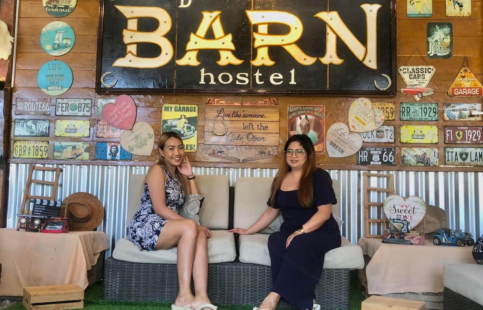 פנגלאו Barn Resort 2*,